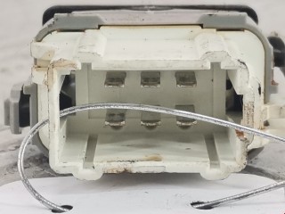 Кнопка центрального замка, ориг. номер P13750A77100, Nissan Qashqai 2010-2013
