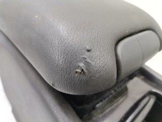 Подлокотник, ориг. номер A2036800832, Mercedes C W203 2000-2004