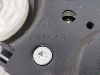 Стеклоподъемник электрический задний правый, ориг. номер 7M3839402A, M3839402A, Ford Galaxy 2000-2006