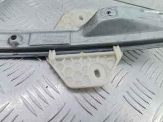 Стеклоподъемник задний левый, ориг. номер 7700434303, Renault Clio 1998-2002