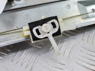 Стеклоподъемник задний правый, ориг. номер 13188504, Opel Corsa 2006-2011