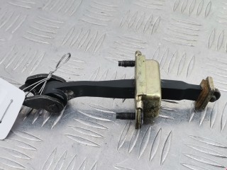 Ограничитель открывания двери передней, ориг. номер 5S6AA23500, Ford Fiesta 2001-2007