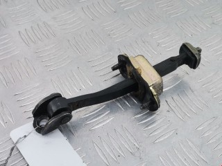 Ограничитель открывания двери передней, ориг. номер XS4AA23500BA, Ford Focus 2001-2005