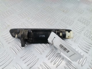 Ручка наружная передняя правая, ориг. номер D20158410A, G83120, Mazda Demio 1999-2003