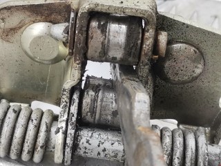 Ограничитель открывания двери задней, ориг. номер 804305879R, Renault Sandero 2009-2014