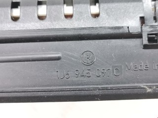 Стоп-сигнал, ориг. номер 1J6945097C, 1J6945131C, Volkswagen Golf 1997-2006