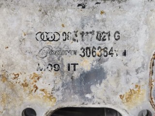 Теплообменник масляного фильтра, ориг. номер 06E117021G, 3063641, Audi A6 2001-2005