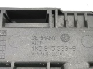 Полка аккумулятора, ориг. номер 1K0915333B, 1K0915333H, Volkswagen Touran 2003-2006