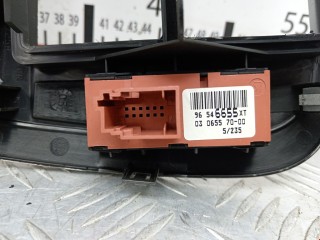 Рамка под магнитолу, ориг. номер 9653074277, 8211TH, Citroen C2 2003-2008