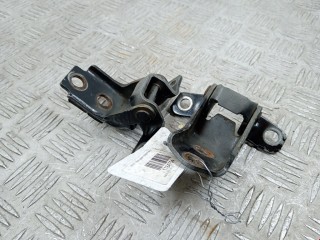 Петля двери передней правой, ориг. номер KD5358210A, Mazda CX3 2015-2018
