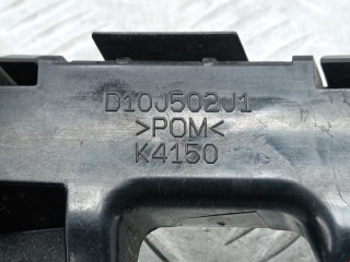 Кронштейн крепления бампера заднего, ориг. номер D10J502J1, Mazda CX3 2015-2018
