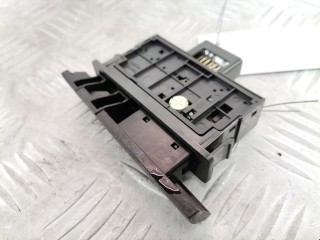 Кнопка аварийной сигнализации, ориг. номер 758706, 8433047020, Toyota Prius 2005-2011