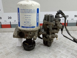 Кран масловлагоотделителя (разгрузка), ориг. номер 9324000010, 504070936, Iveco EuroCargo 2001-2007