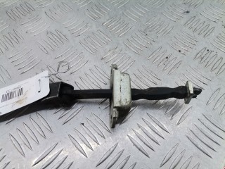 Ограничитель открывания двери задней Nissan Qashqai 2006-2010