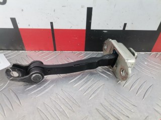 Ограничитель открывания двери передней, ориг. номер 80430JD000, Nissan Qashqai 2006-2010