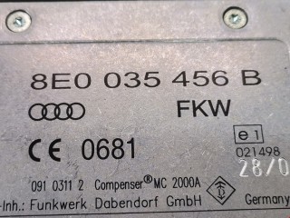Усилитель антенны, ориг. номер 8E0035456D, 8E0035456B, Audi TT 2003-2006