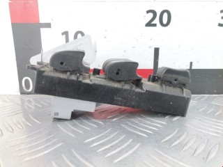 Блок управления стеклоподъемниками, ориг. номер 8482047012, Toyota Prius 2005-2011