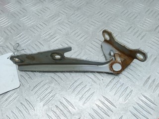 Петля капота левая, ориг. номер MB866525, Mitsubishi L200 1996-2005