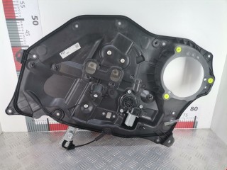 Стеклоподъемник передний правый, ориг. номер D09L5897X, D10E58590B, Mazda CX3 2015-2018