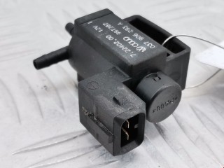 Клапан воздушный, ориг. номер 037906283A, 72240200, Volkswagen Passat 1996-2001