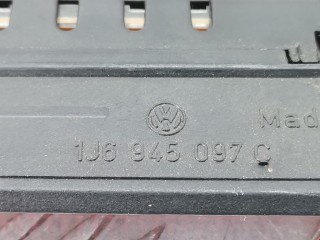Стоп-сигнал, ориг. номер 1J6945097C, 1J6945131C, Volkswagen Bora 1998-2005