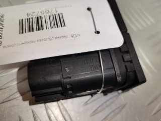 Кнопка подогрева лобового стекла, ориг. номер 1S7T18K574AA, 1117662, Ford Mondeo 2000-2003