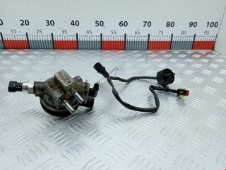 Кронштейн топливного фильтра, ориг. номер DHF2400010, 319702B950, Hyundai i40 2011-2015