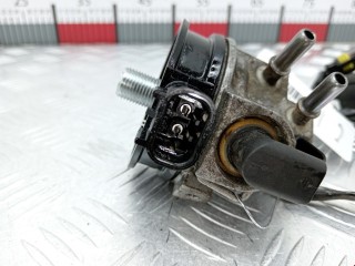 Кронштейн топливного фильтра, ориг. номер DHF2400010, 319702B950, Hyundai i40 2011-2015
