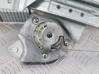 Стеклоподъемник передний правый, ориг. номер 8200733828, Renault Duster 2010-2015