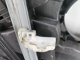 Стеклоподъемник передний правый, ориг. номер 824813Z000, 15J280684, Hyundai i40 2011-2015