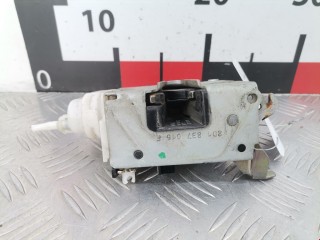 Замок двери передней правой Audi A4 1994-1999