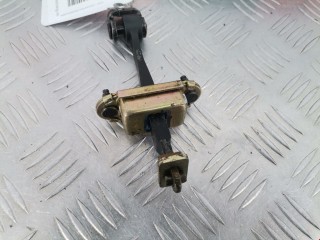 Ограничитель открывания двери передней, ориг. номер 5S6AA23500, Ford Fiesta 2001-2007