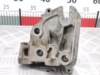 Кронштейн двигателя, ориг. номер AV616030BC, Ford Kuga 2008-2013