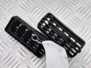 Дефлектор обдува салона, ориг. номер MR117491, Mitsubishi Pajero Sport 1996-2004