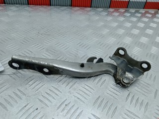 Петля капота правая, ориг. номер 53410-47040, Toyota Prius 2005-2011
