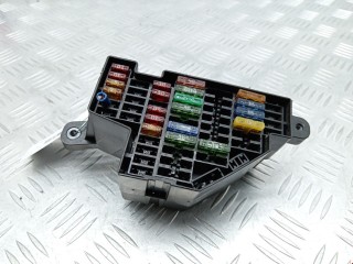 Блок предохранителей Audi A3 2004-2008