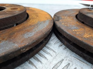 Диск тормозной передний, ориг. номер 6R0615301C, Seat Ibiza 2001-2006