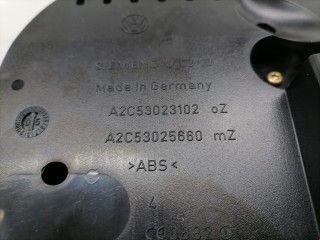 Щиток приборов (приборная панель), ориг. номер VP8V1F10849HA, 1K0920861M, Volkswagen Golf Plus 2005-2009