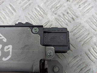 Замок багажника, ориг. номер 1570448, Ford Focus 2004-2008