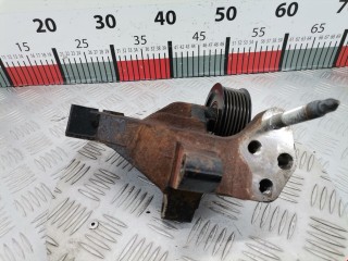 Кронштейн двигателя Toyota RAV4 2005-2008