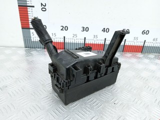 Блок реле, ориг. номер 63564005, Nissan Navara 2001-2007