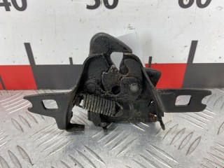Замок капота Volkswagen Polo 1994-1999