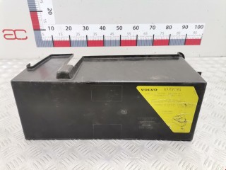 Полка аккумулятора, ориг. номер 30782017, 8697004, Volvo XC90 2002-2006