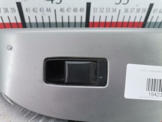 Кнопка стеклоподъемника, ориг. номер 56040693AD, 68018920AA, Jeep Patriot 2006-2010