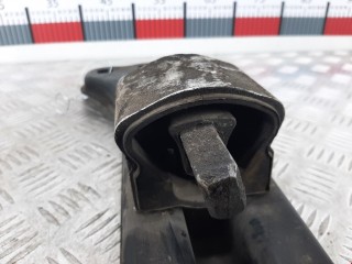 Кронштейн, Mercedes C W204 2007-2011