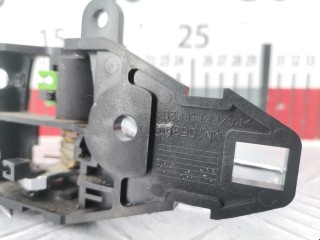 Ручка внутренняя задняя правая, ориг. номер MN105360, 5716A088XA, Peugeot 4007 2007-2012