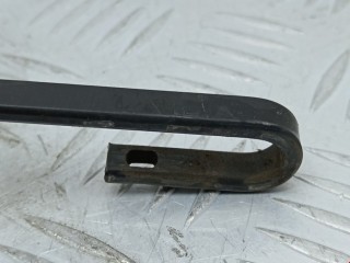 Щеткодержатель (поводок стеклоочистителя, дворник), ориг. номер 6429S0, Peugeot 206 2002-2009