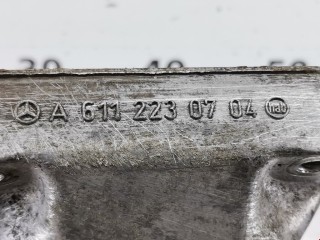 Кронштейн двигателя, ориг. номер A6112230704, Mercedes E W211 2002-2006