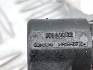 Датчик коленвала, ориг. номер 050906433, Volkswagen Passat 1996-2001