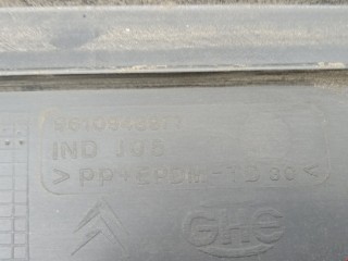 Молдинг двери передней правой, ориг. номер 9610948977, 854598, Citroen Xantia 1992-1998